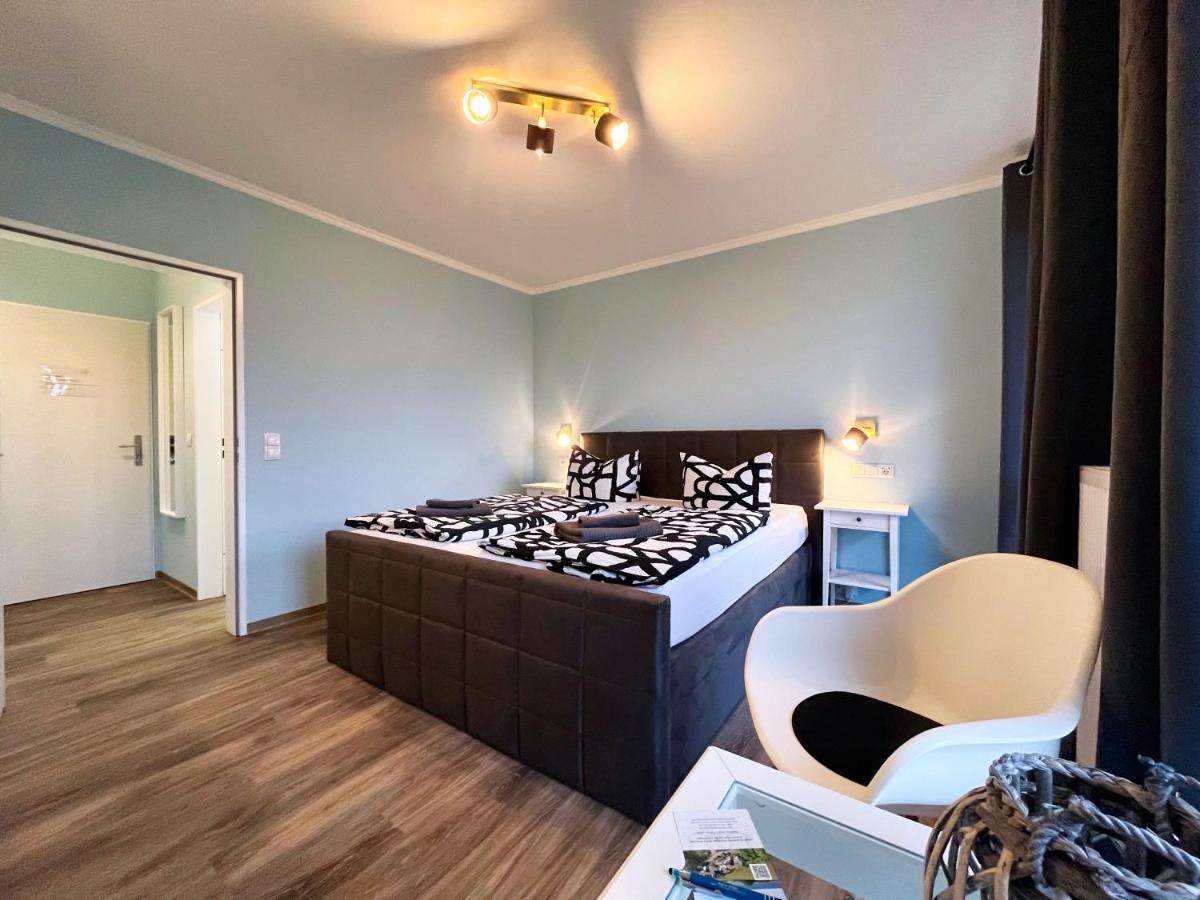 F-1010 Strandhaus Moenchgut Bed&Breakfast Dz 27 Terrasse, Strandnah, Inkl Fruehstueck 洛布 外观 照片