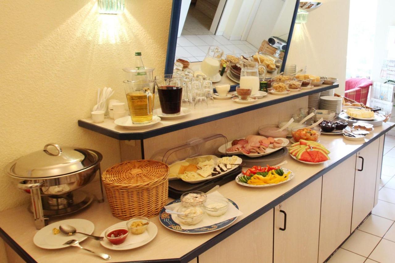 F-1010 Strandhaus Moenchgut Bed&Breakfast Dz 27 Terrasse, Strandnah, Inkl Fruehstueck 洛布 外观 照片